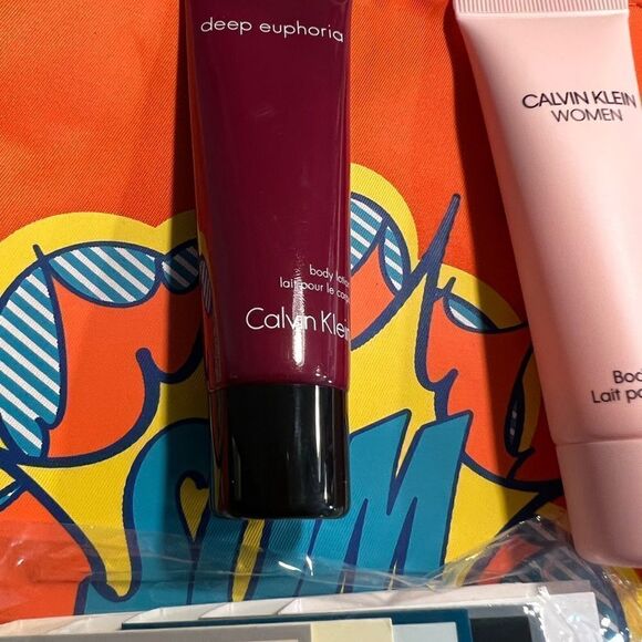 NWT Calvin Klein CK one Summer Bag! Including samples! - Picture 8 of 9